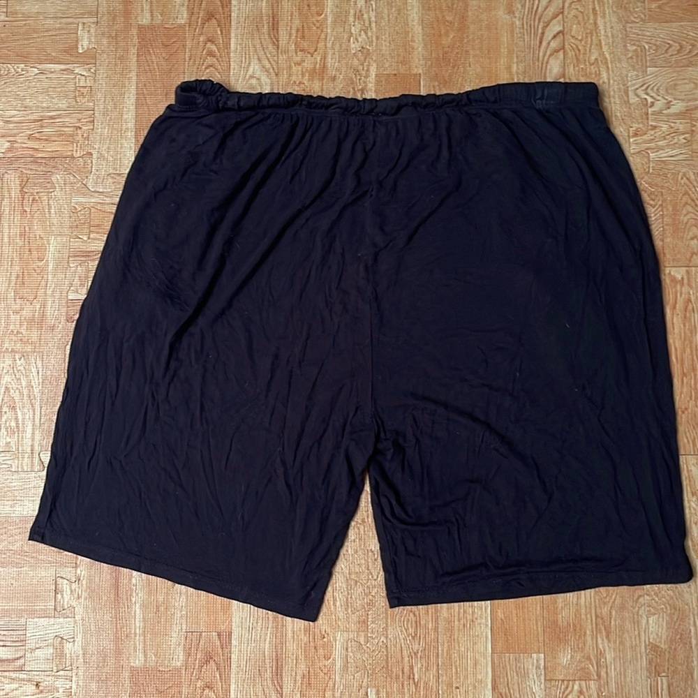 Men’s basic black jersey shorts size 36W